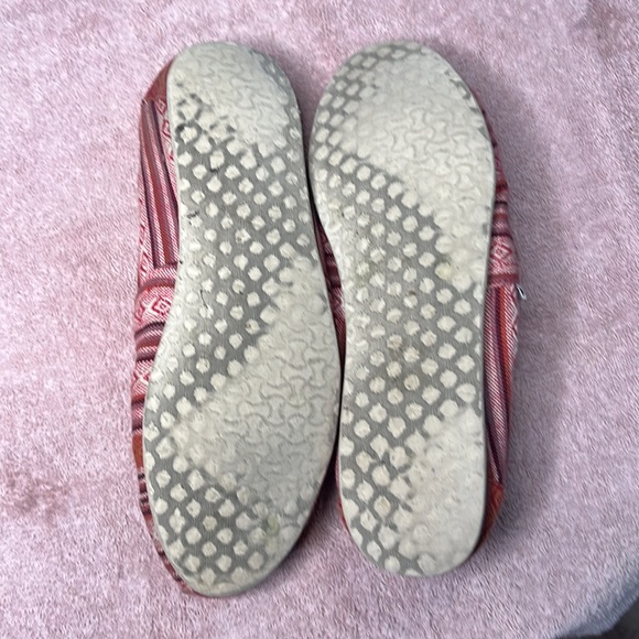 Tom’s slip on flats - Picture 7 of 7
